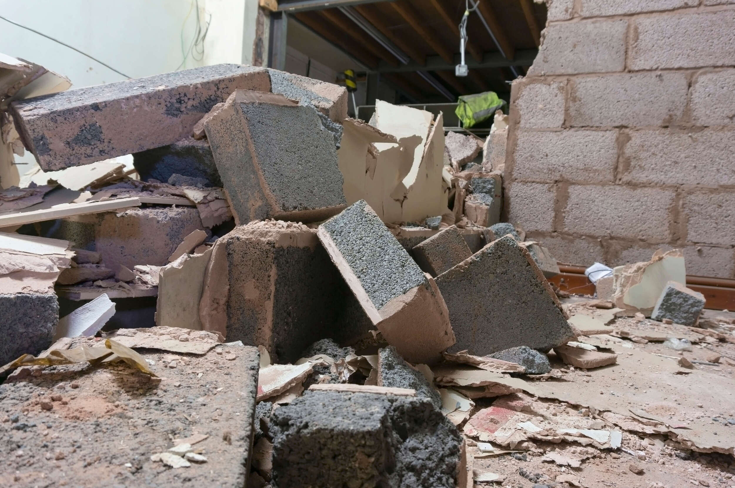 Destruction mur porteur avec assurance décennale